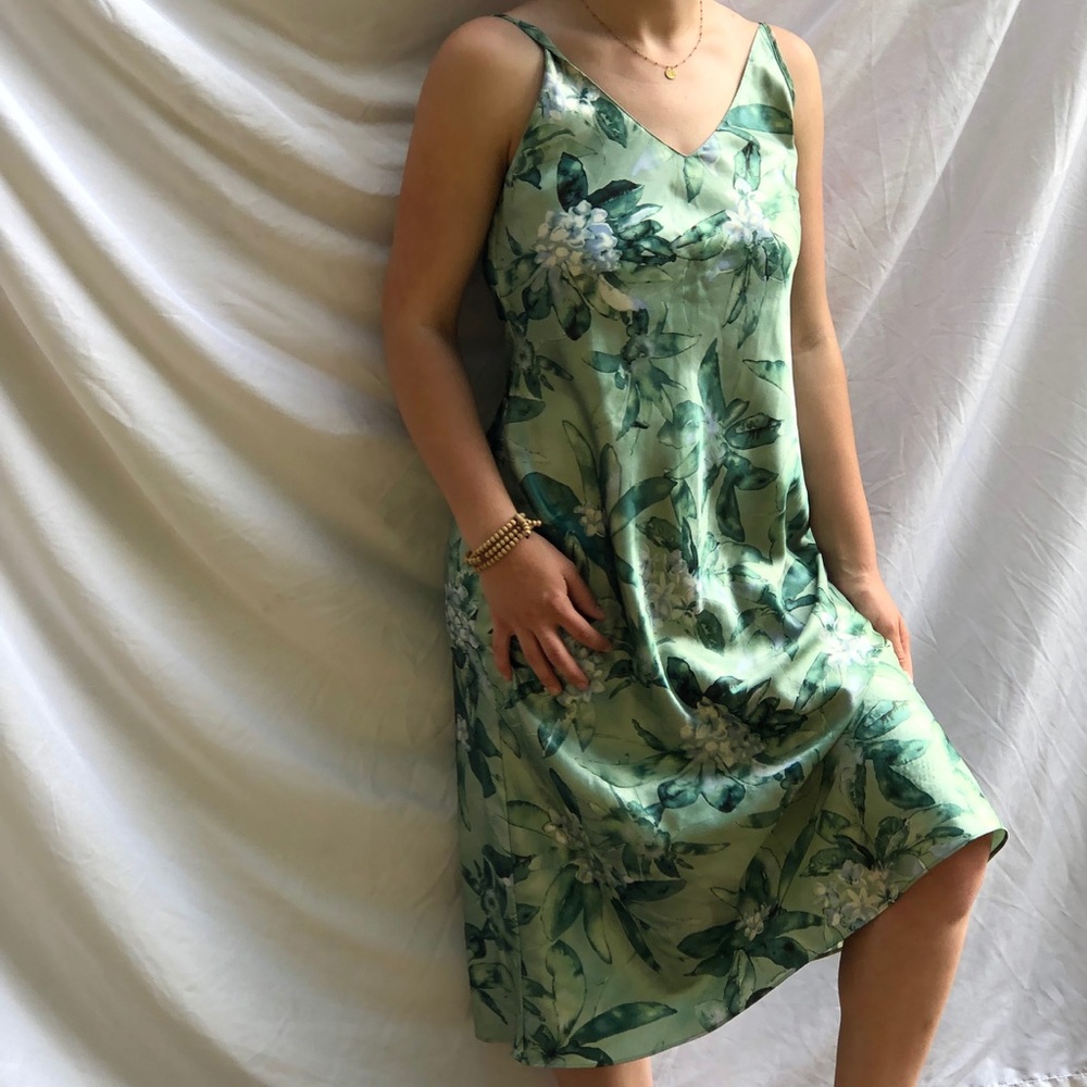 Vintage silky summer dress